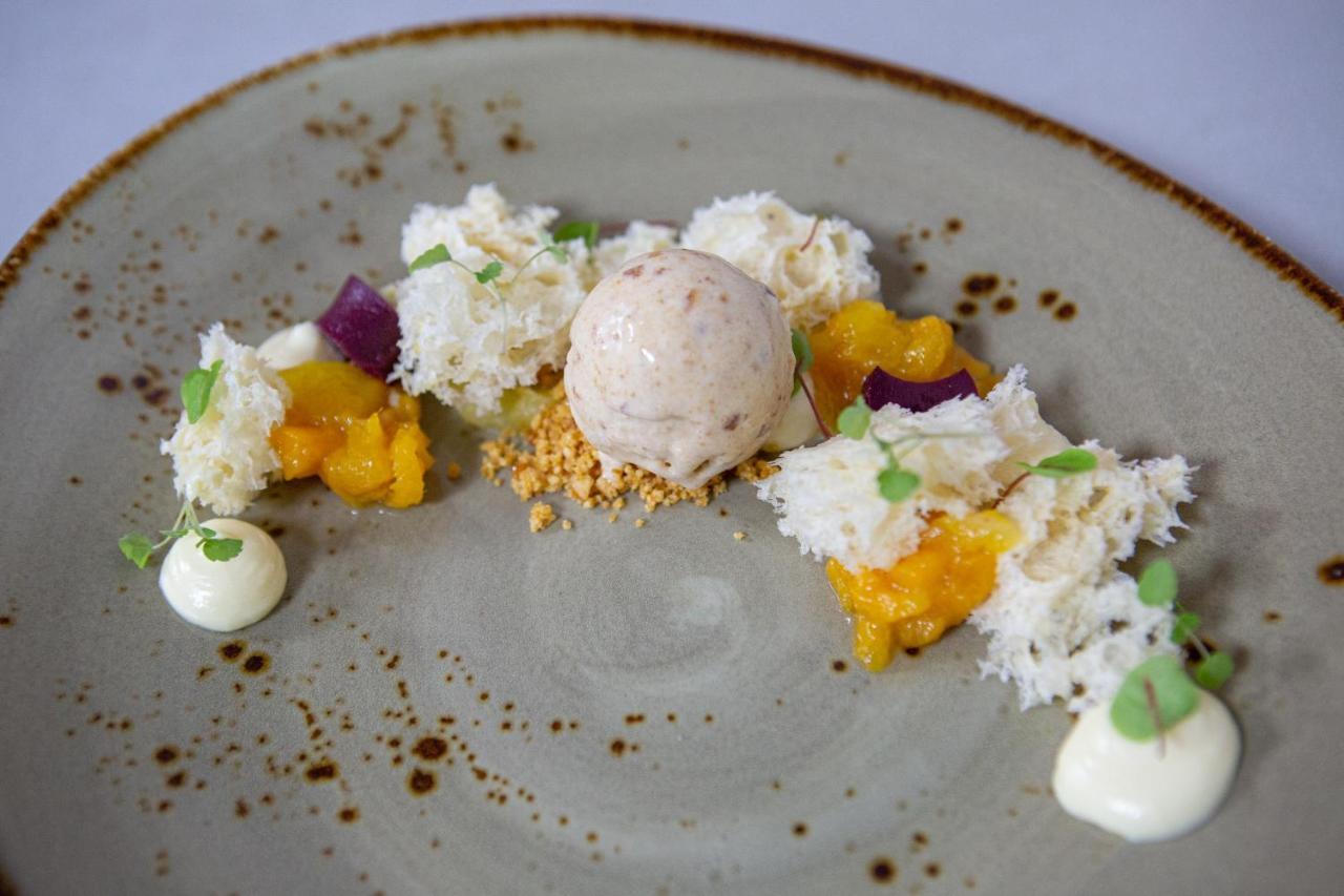 Hotel Restaurant Lunia Oldeberkoop Eksteriør bilde